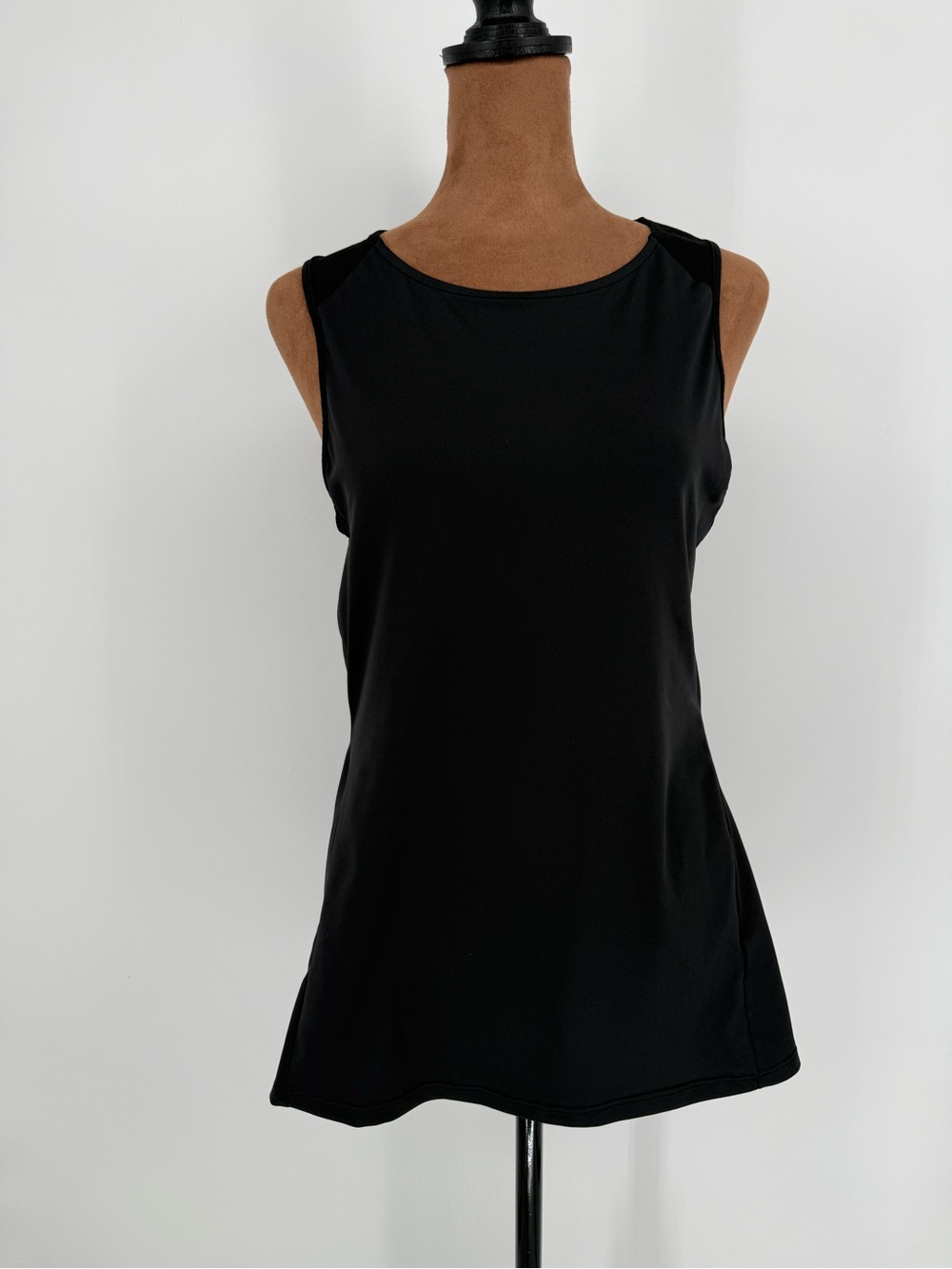 AVIA Black Athletic Tank Top – Small workout top
